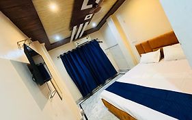 The Kashi Dham P Guest House